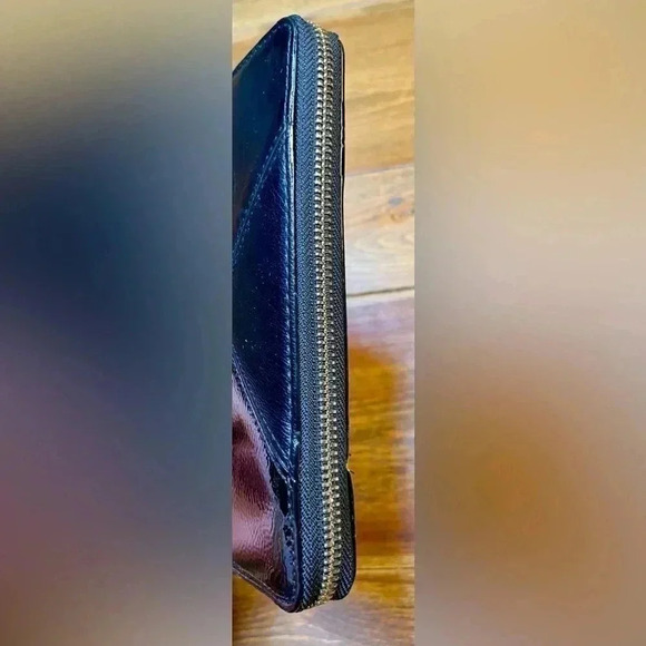 VS Victoria’s Secret Full Zip Wallet | 12 Card Slots | NEW - Picture 5 of 9